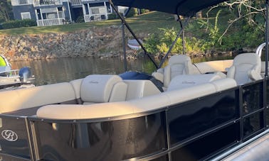28' Double Decker Pontoon with Water Slide on Lake Norman