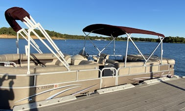 ¡Pontón Cypress Cay PartyBoat de 23 pies en el lago Lewisville, TX!