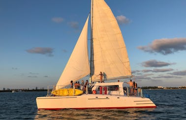 Catamaran Party Boat (49-Person Max) Includes: 1-Captain, 1-Mate and 1-Bartender