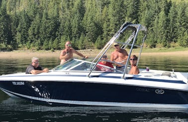 21' Cobalt Bowrider for Rent on Shuswap Lake!