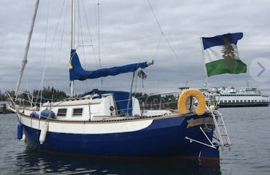 Classic 28ft Kent Ranger Sailboat in Seattle Washington