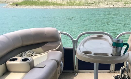 SunTracker Party Barge DLX Pontoon Fun On Medina Lake, Texas