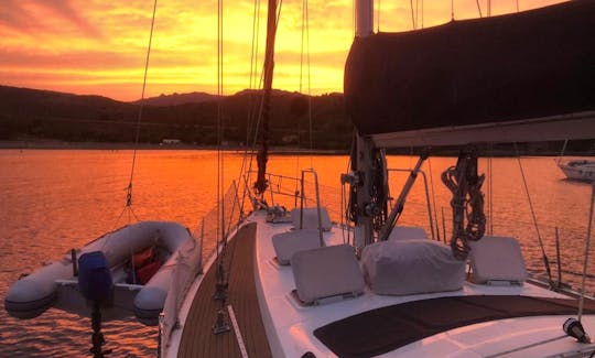 Sail with us in our Dynamique47 Cruising Monohull! Friends & family sailing around the Grenadines!