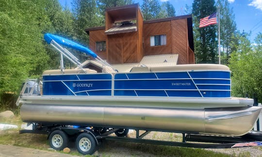 New for 2023 - Godfrey Sweetwater Pontoon for Rent in Lake Tahoe, California