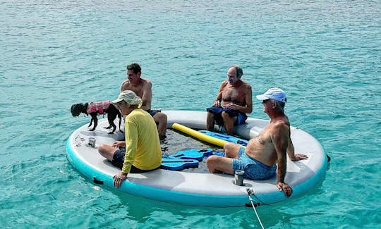 Charter privado de vela monocasco de 46 pés em Charlotte Amalie