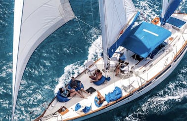 46' Monohull Sailing Private Charter in Charlotte Amalie