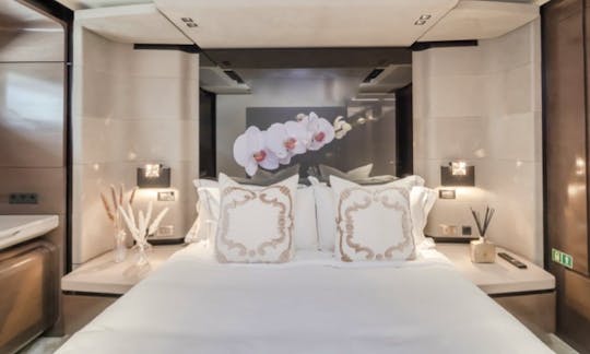 offers only the most grand and most luxurious of bedrooms, with sleek furnishing that embodies tranquility only a steady journey at sea can provide.