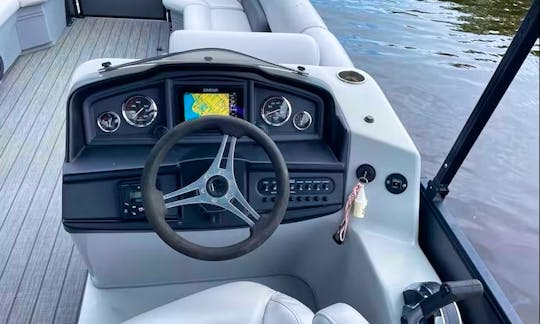 2021 Bentley Navigator 243 Tri-Toon 200Hp Mercury in Punta Gorda, Florida