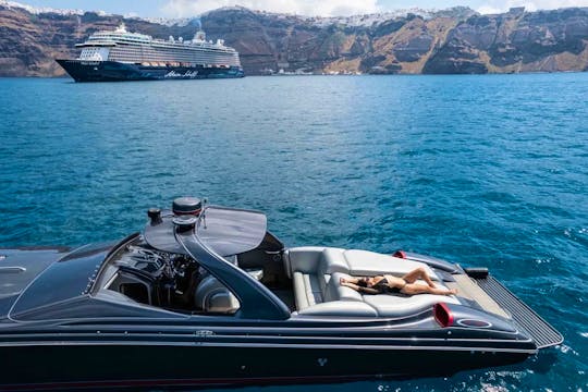 Goldfinger 007 Yacht With Professional Crew Onboard "Private Island Escape"