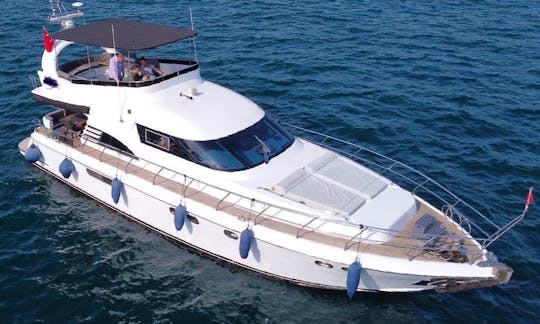 60ft Motor Yacht Charter for 12 people in Istanbul B19