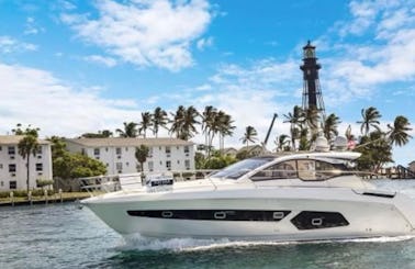 43ft Azimut Atlantis Motor Yacht Charter in Fort Lauderdale, Florida