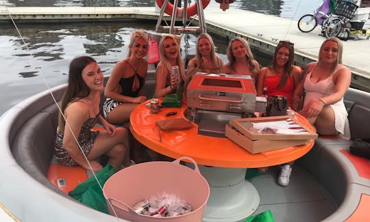 Aqua Donut BBQ Boat for 10 People in Docklands