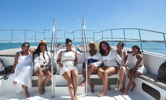 🤩 BATEAU DE LUXE POUR UNE ENTERREMENT DE VIE DE JEUNE FILLE OU UNE FÊTE D'ANNIVERSAIRE VIP PRIVÉE sur la plage de Sosua.
