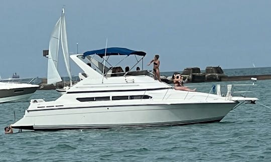 38’ Carver Santego Motor Yacht in Chicago