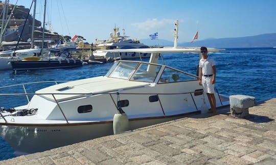 Irene Motor Yacht Rental in Spetses, Greece