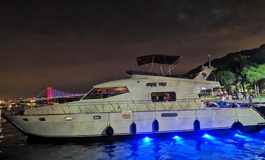 Incredible VG Yacht charter in Istanbul! B33
