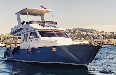 Charter the 47ft SY Motor Yacht in İstanbul, Turkey! B37