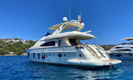74ft Luxury Azimut Power Mega Yacht Charter in İstanbul, Turkey