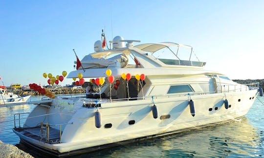 Alanya Motor Yacht Rental in Antalya