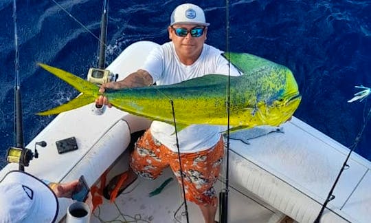 40ft Luhrs for best fishing from Puerto Aventuras, Riviera Maya