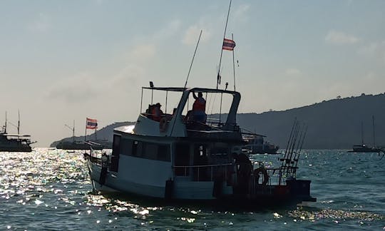 14.5 mt Local Fishing Boat Charter for 6 People in Phuket, Thailand