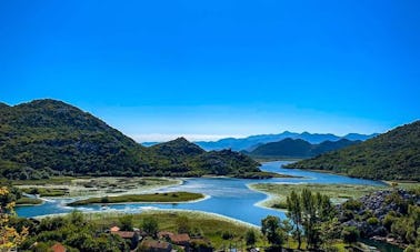 Excursión privada en barco de 4 horas al pueblo pesquero de Karuc