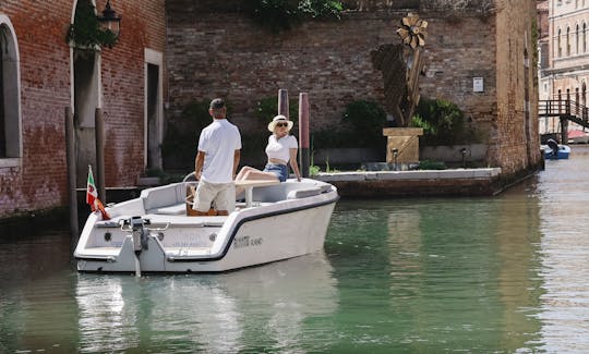 Venice Hidden Canals on electric boat