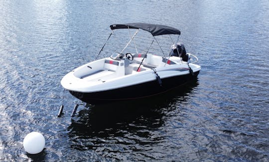 The Sand Bar Express Tahoe T-18 Deck Boat Rental in Hallandale Beach, Florida