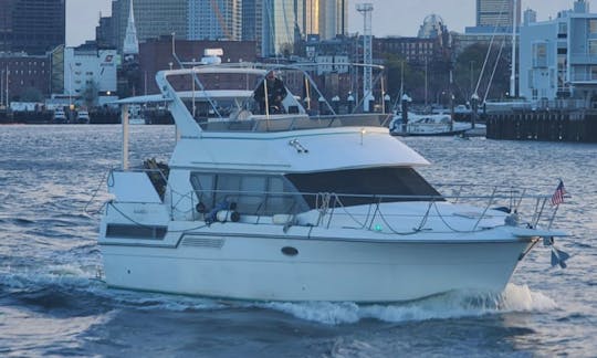 Fun In Boston Harbor On at 42Ft Luxury Yacht