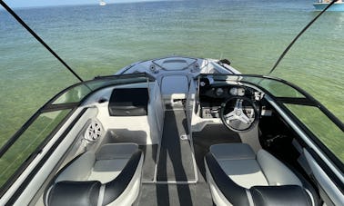 Barco a jato Yamaha limpo, confortável e rápido de 20 pés em Clearwater, Flórida