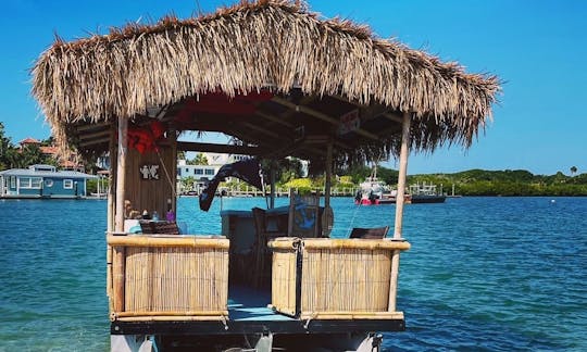 Barco Tiki Pontoon em New Smyrna Beach