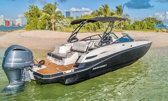 Monterey 27 Deck Boat Rental in Miami Beach, Florida