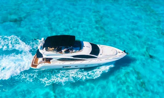Sunseeker Flybridge 64’ Power Mega Yacht with Premium Bar and Chef Included in Cancún, Quintana Roo