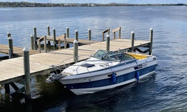 Location de bateaux Cuddy Cabin à Titusville, en Floride