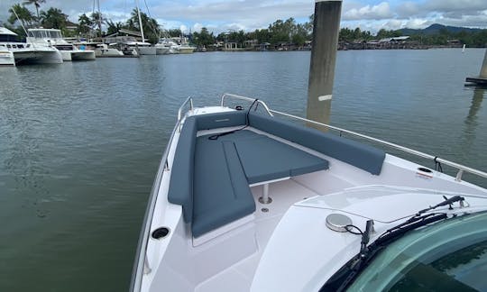 Axopar T-Top Speedboat 28 ft