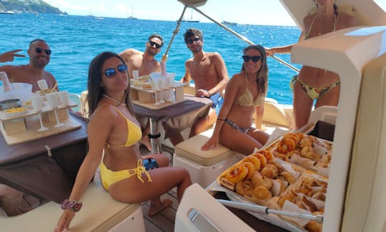 Amalfi - Roomer Motor Yacht - Capri and Amalfi Coast Full Day