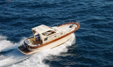 Sorrento - Jeranto Edd-E Motor Yacht- Capri & Amalfi Coast Full Day