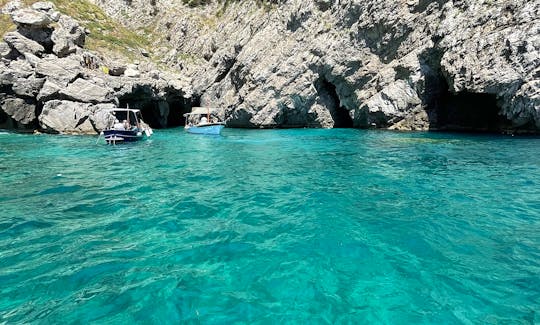 Sorrento - Jeranto Edd-E Motor Yacht- Capri & Amalfi Coast Full Day