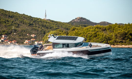 Saxdor 320 GTC (Olivia) - 2x225 Mercury V6 for rent in Sukošan, we can deliver the vessel from Pag to Split