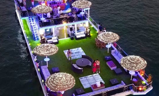 Party Island Boat Can Accommodate Up To 90 People In Dubai