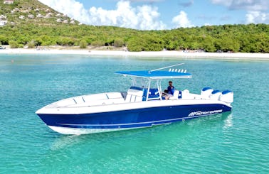 37ft Midnight Express Center Console Boat for 12 people in St. Thomas