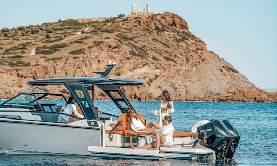 Saxdor 320 GTO para descubrir Paros, Antíparos y las islas circundantes