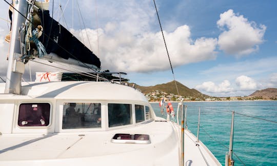 Charter privé d'observation des baleines au Lagoon 38 à Saint-Martin