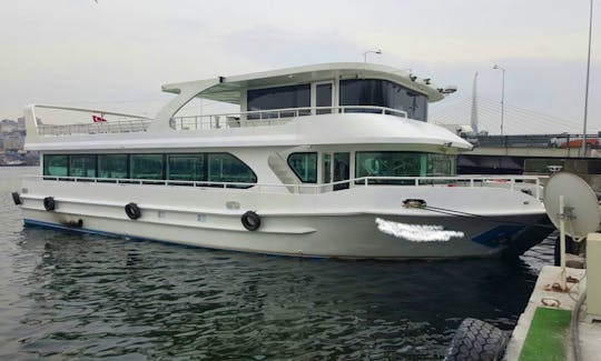 83ft amazing RY Yacht available for 120-150 people! B38