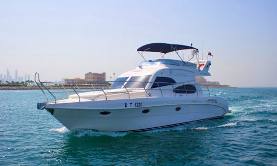48ft Yacht Charter up to 10 guests - Dubai Marina