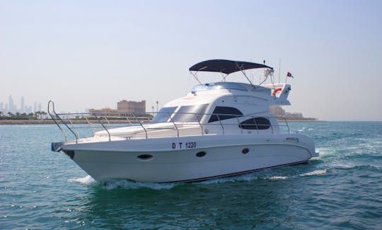 Location d'un yacht de 48 pieds pour 10 personnes - Dubai Marina