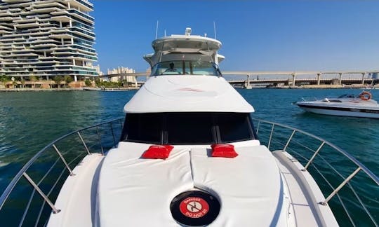 Yate para fiestas de 62 pies con capacidad para 25 invitados - Dubai Marina