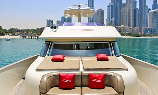 Yate italiano para fiestas de 80 pies con capacidad para 45 invitados - Dubai Marina