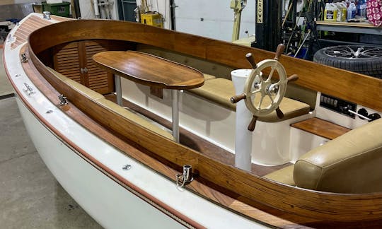 Electric Fantail 217 Boat