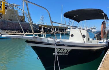 23ft Super Panga boat available In La Paz